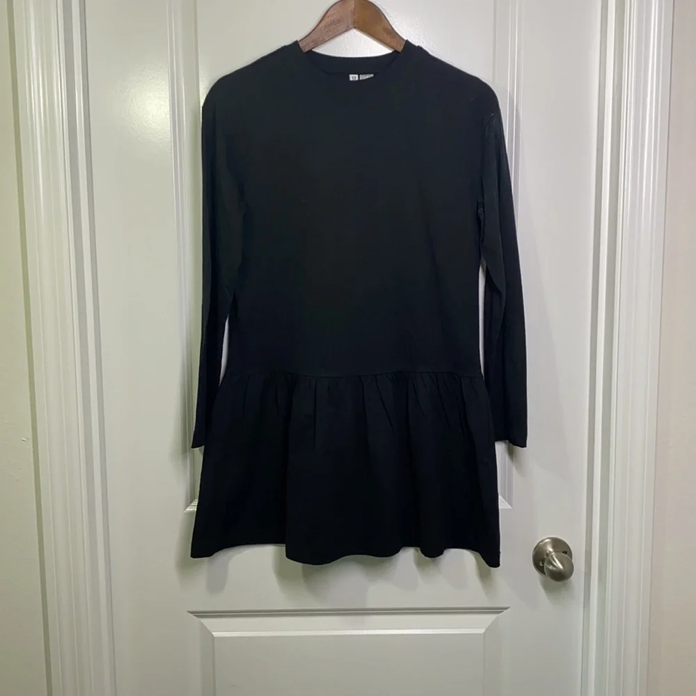 H&M -Black Long Sleeve Ruffle Dress size XXS NWT